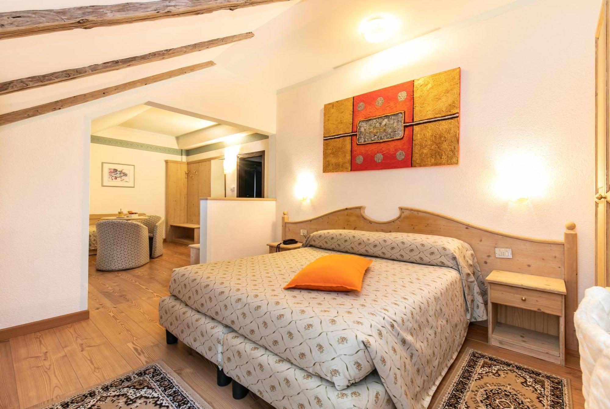 G. Hotel Des Alpes سان مارتينو دي ديكاسْتْرْ المظهر الخارجي الصورة