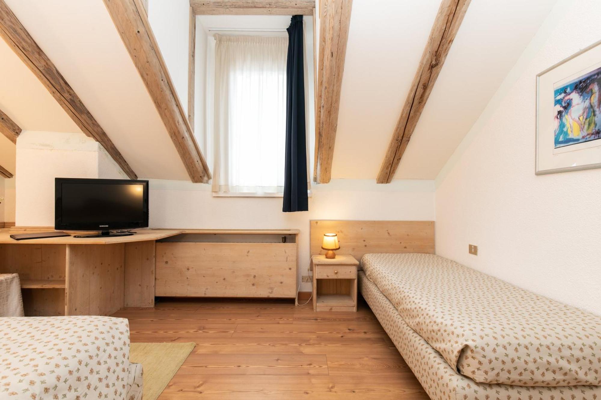 G. Hotel Des Alpes سان مارتينو دي ديكاسْتْرْ المظهر الخارجي الصورة