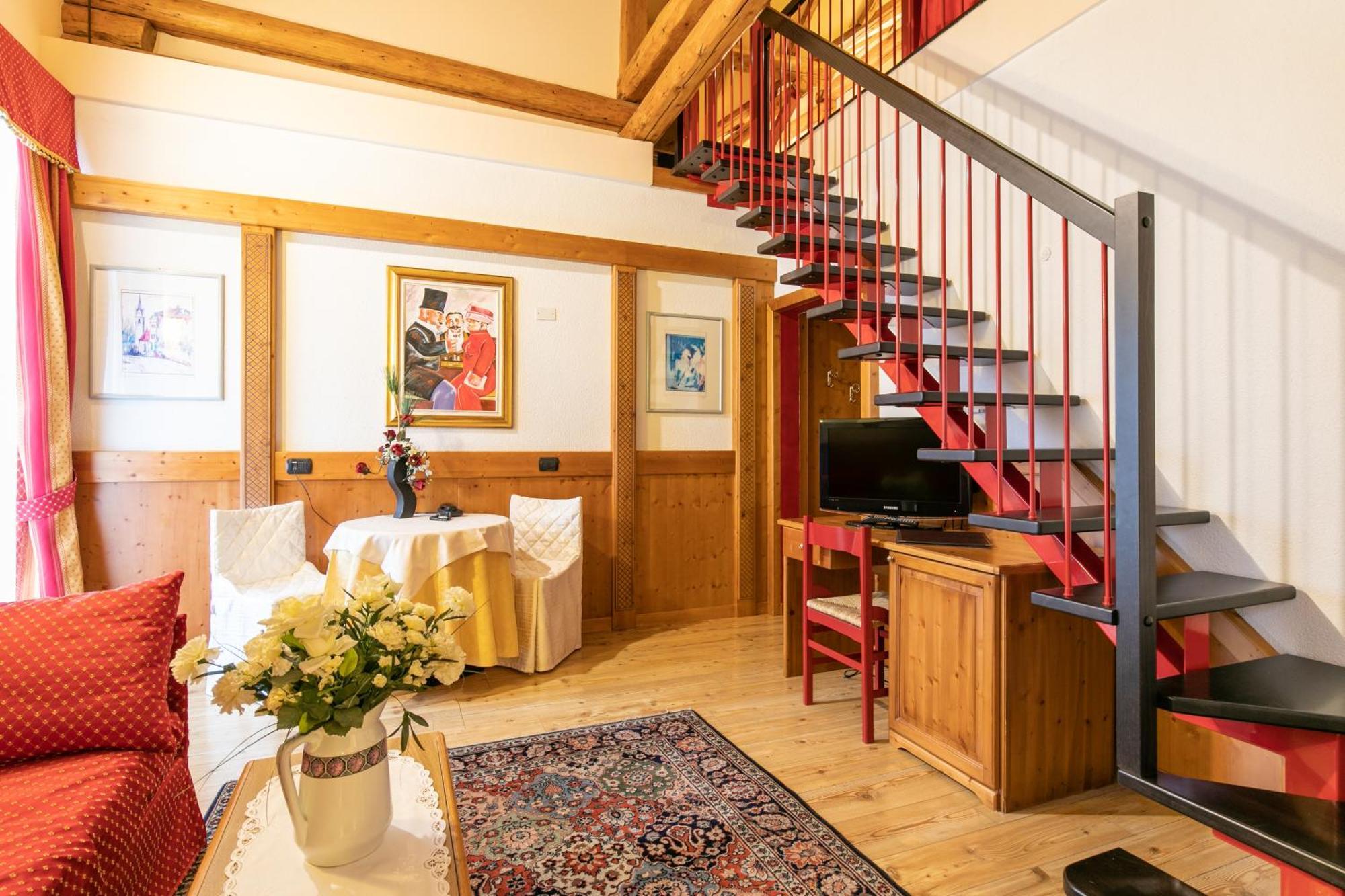 G. Hotel Des Alpes سان مارتينو دي ديكاسْتْرْ المظهر الخارجي الصورة